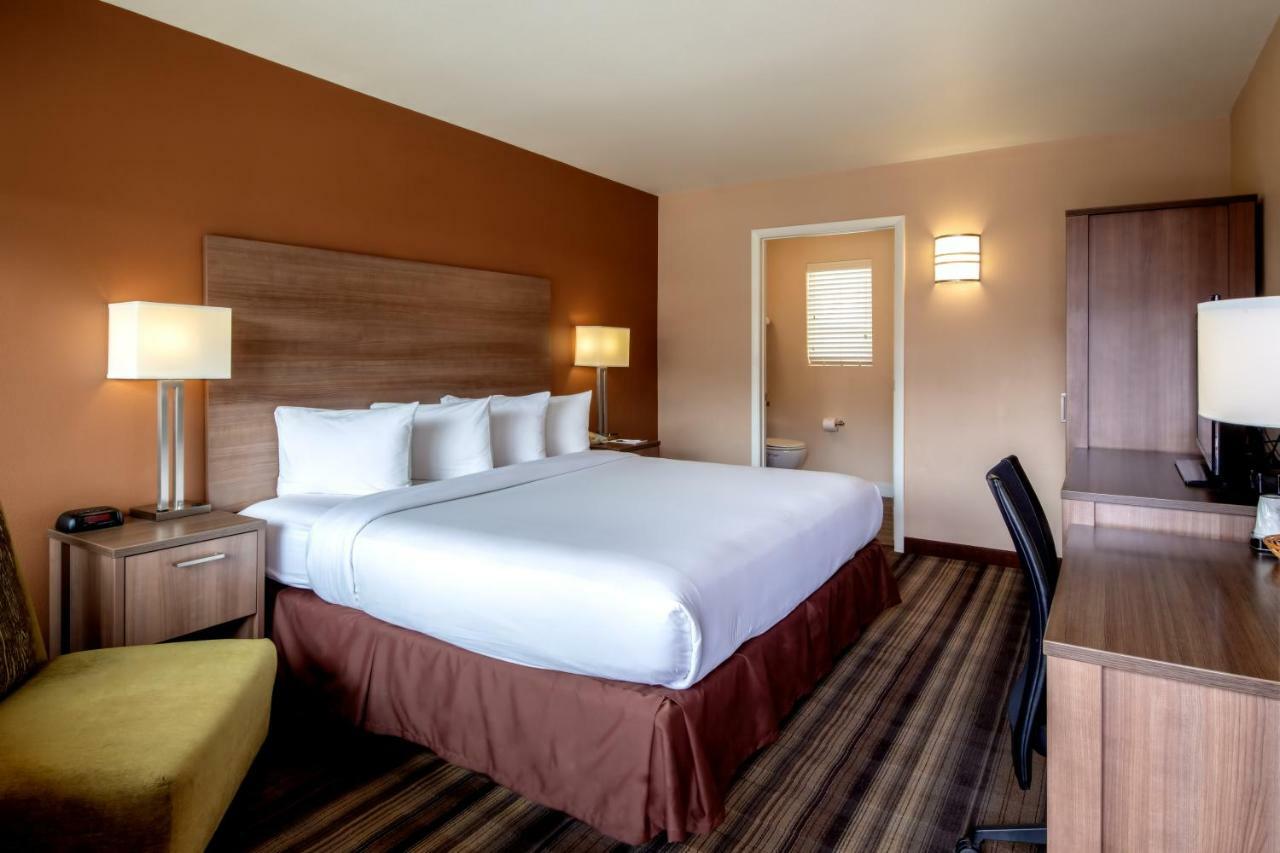 Boulder University Inn Ngoại thất bức ảnh