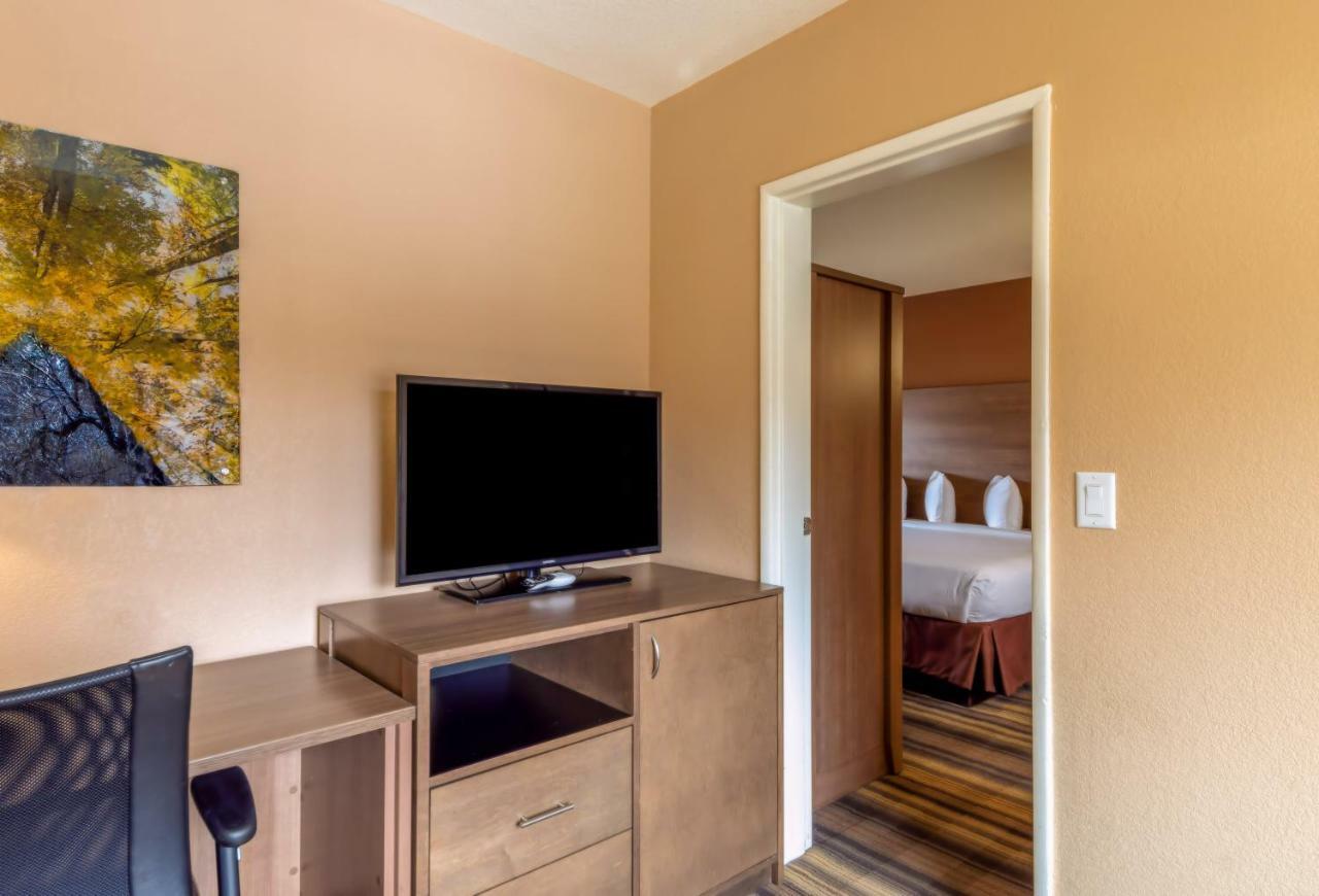 Boulder University Inn Ngoại thất bức ảnh
