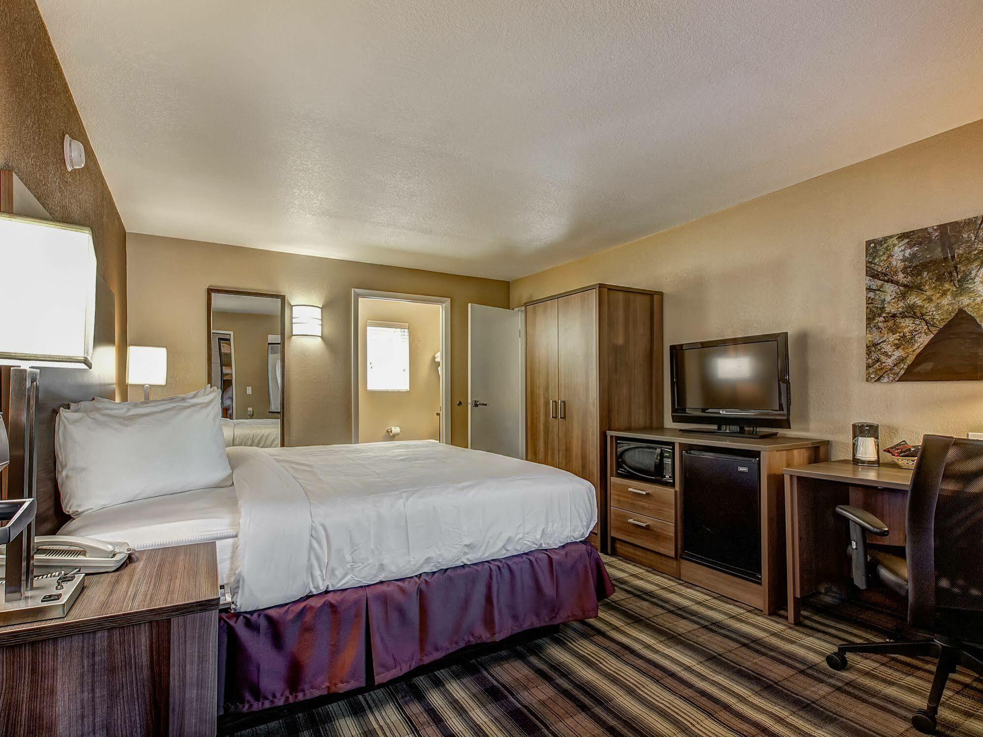 Boulder University Inn Ngoại thất bức ảnh